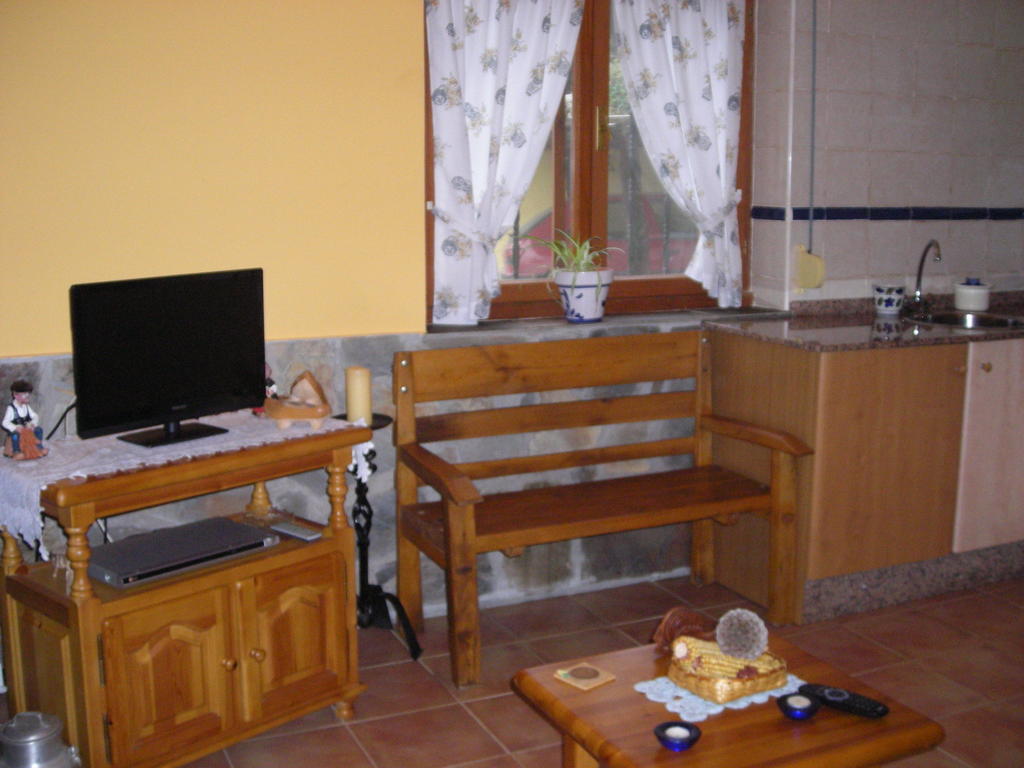 Apartamentos Rurales Casa El Caminero Meras Ruang foto